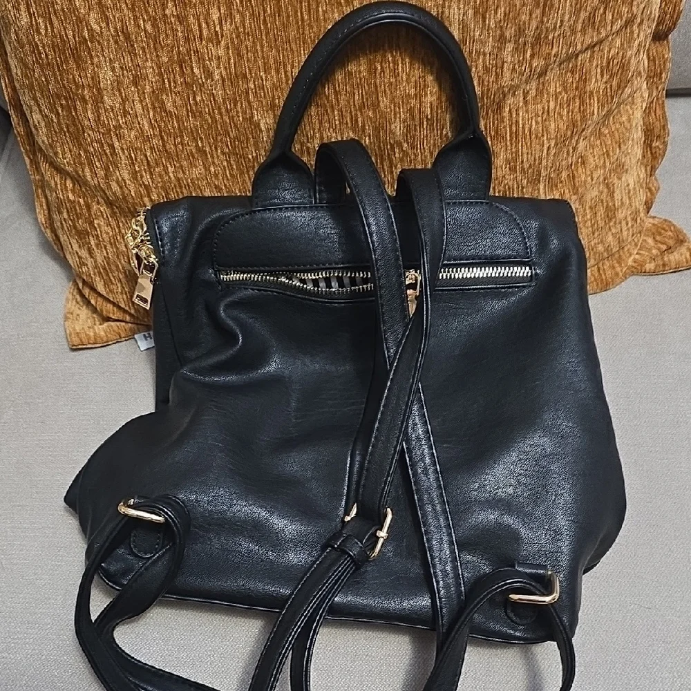Black Leather Backpack with Tassel - Picture 7 of 14